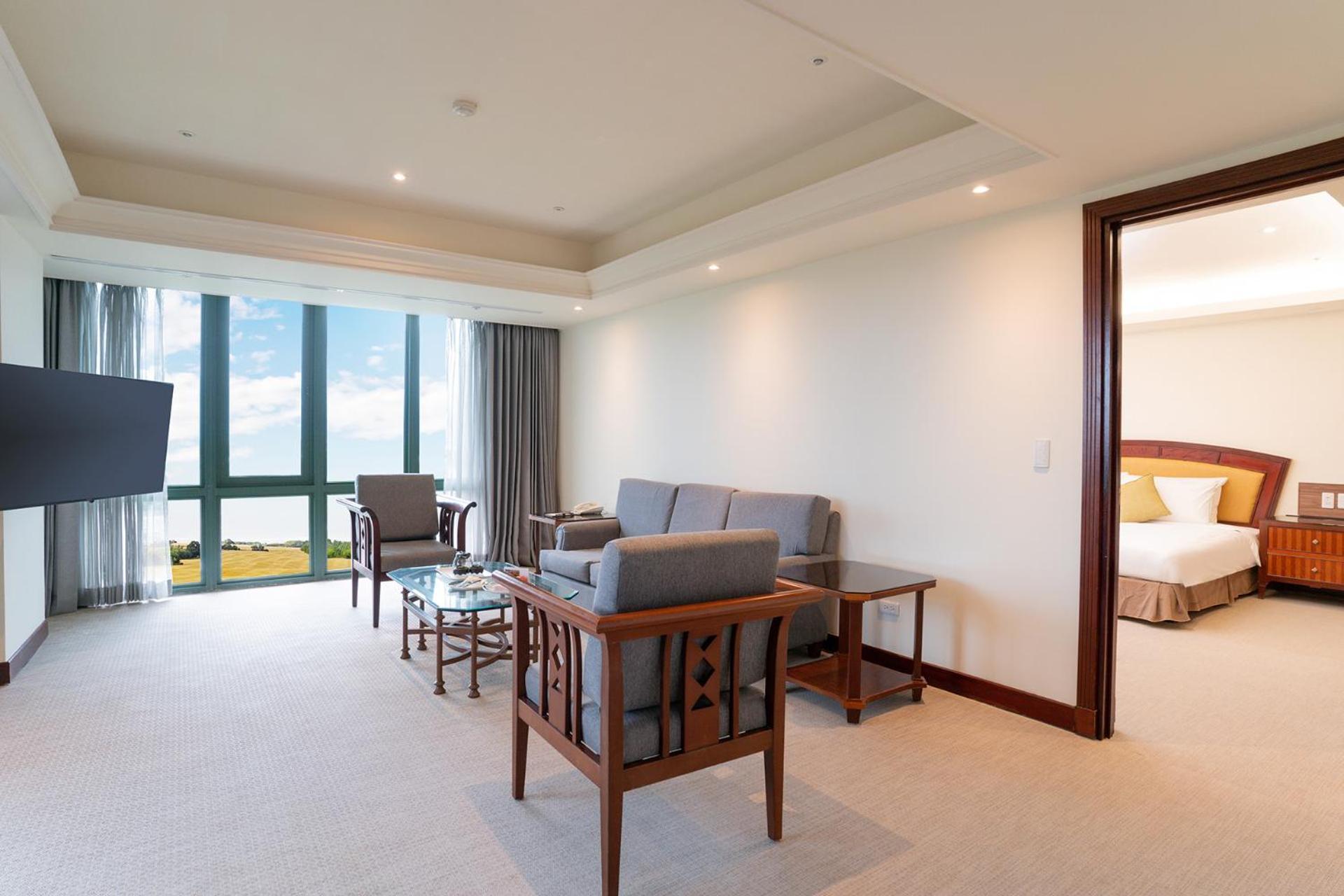 Formosan Naruwan Hotel T'ai-tung Buitenkant foto Suite