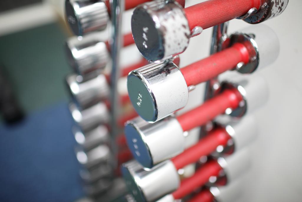 Formosan Naruwan Hotel T'ai-tung Buitenkant foto Dumbbells