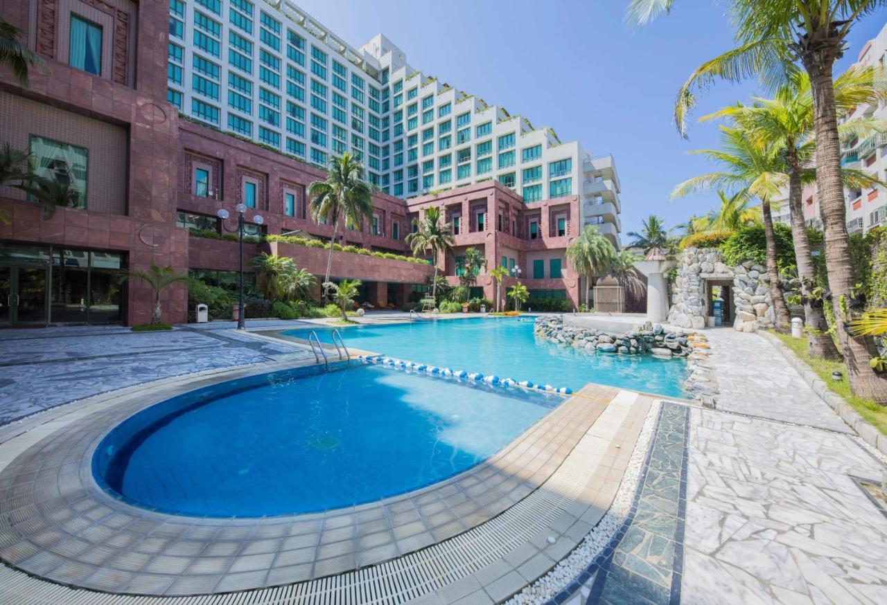 Formosan Naruwan Hotel T'ai-tung Buitenkant foto The swimming pool at the hotel